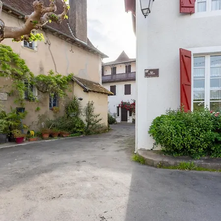Appartement Quai Du Saleys *